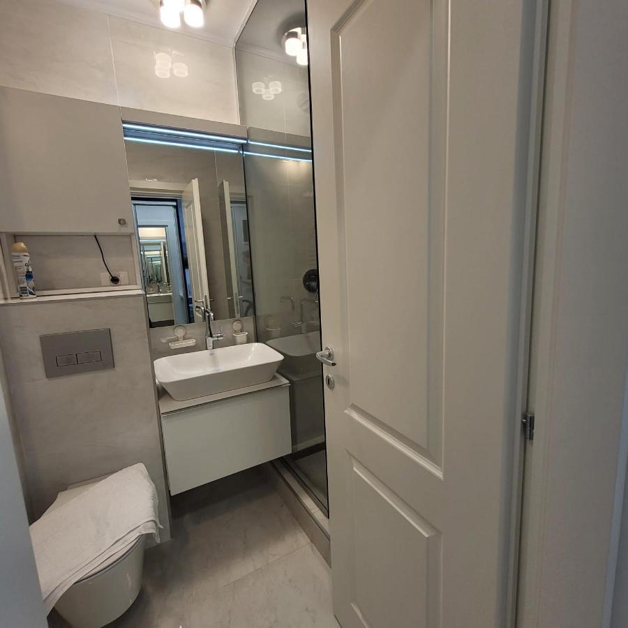 Studio 10 - Catedral Residence Bucharest - Free Parking Luaran gambar